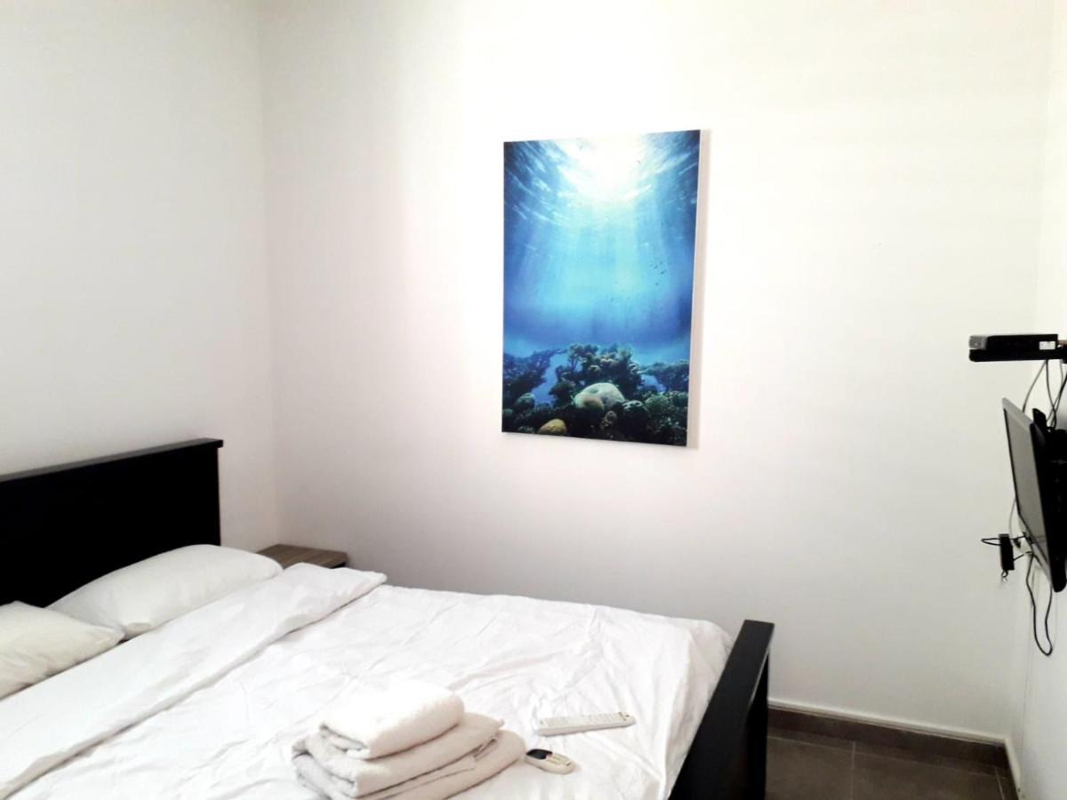 Miraks Harav Kuk Apartment Tel Aviv Ngoại thất bức ảnh