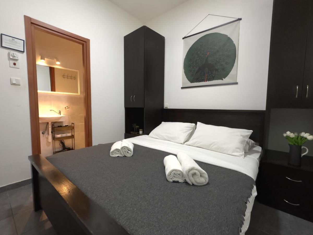 Miraks Harav Kuk Apartment Tel Aviv Ngoại thất bức ảnh