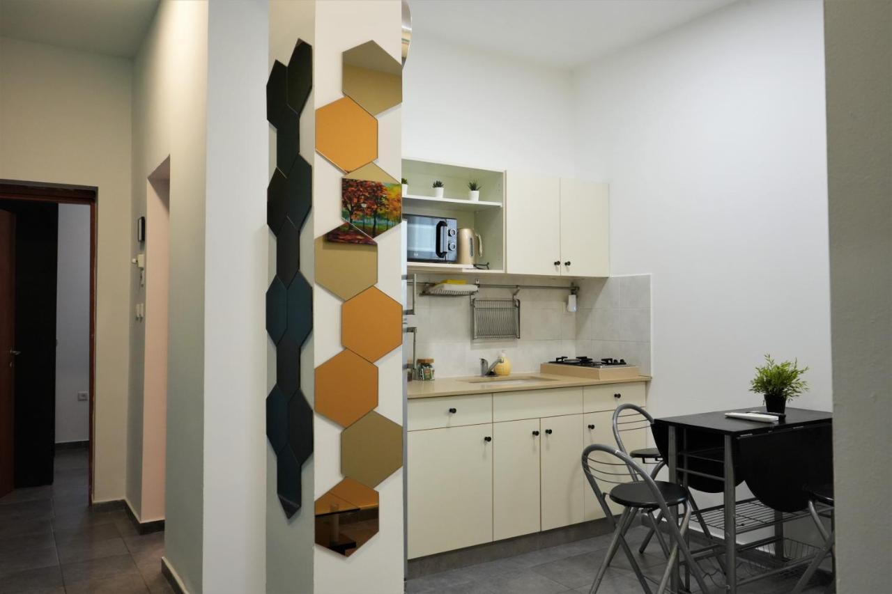 Miraks Harav Kuk Apartment Tel Aviv Ngoại thất bức ảnh