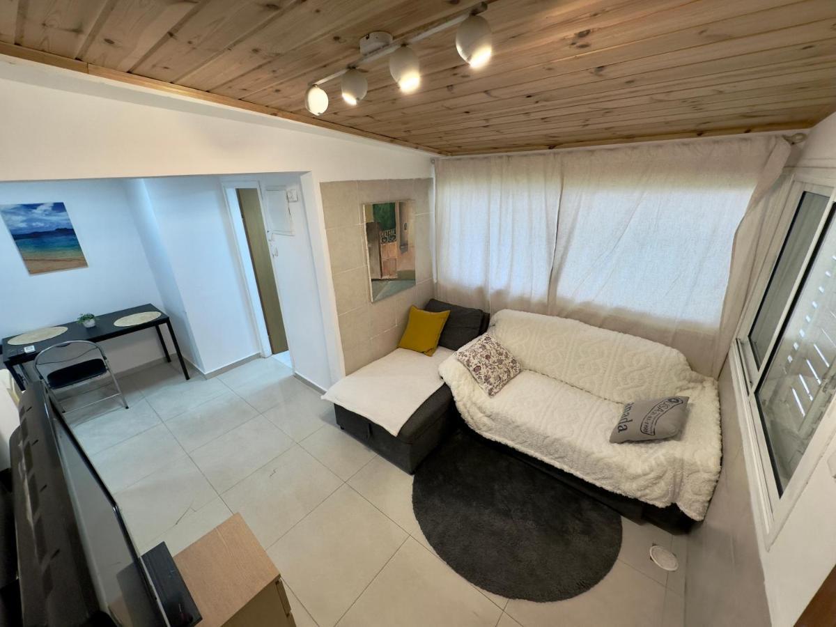 Miraks Harav Kuk Apartment Tel Aviv Ngoại thất bức ảnh