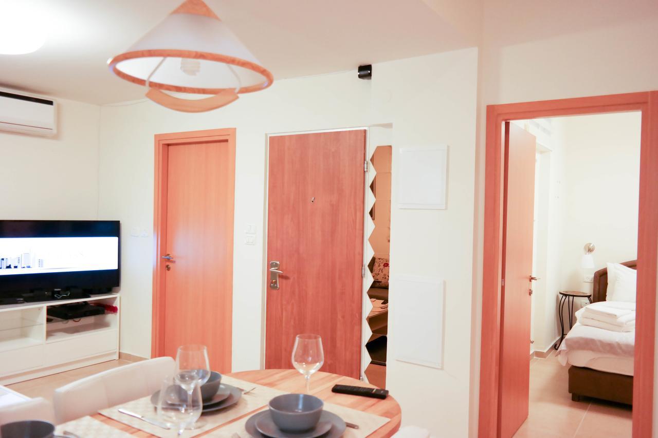Miraks Harav Kuk Apartment Tel Aviv Ngoại thất bức ảnh
